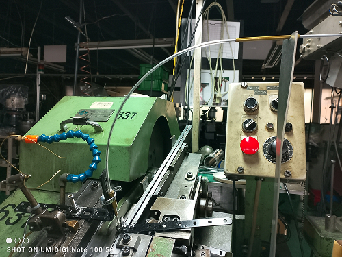 シャフトへのローレット加工