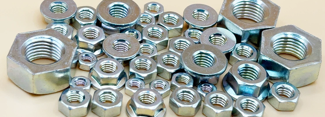 ナットの集合写真